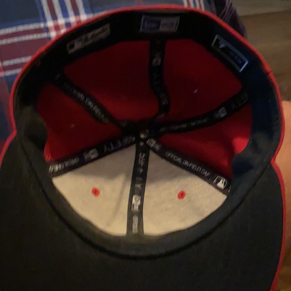 Phillies fitted new era cap - Picture 3 of 3